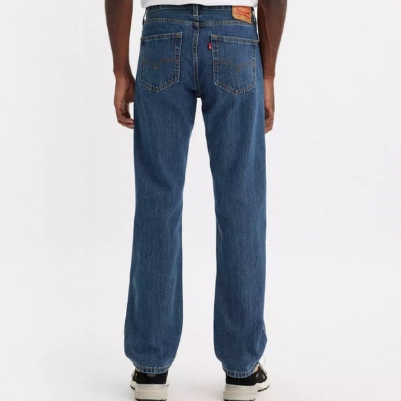 ⭐️ New Levi’s 550™ Relaxed Fit Jeans Size 38/30 - Picture 2 of 8